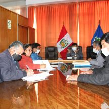 Nota de Prensa<hr>GOBERNADOR REGIONAL (e) SE REUNIÓ CON MIEMBROS DEL SINDICATO DE TRABAJADORES DEL GORE PUNO