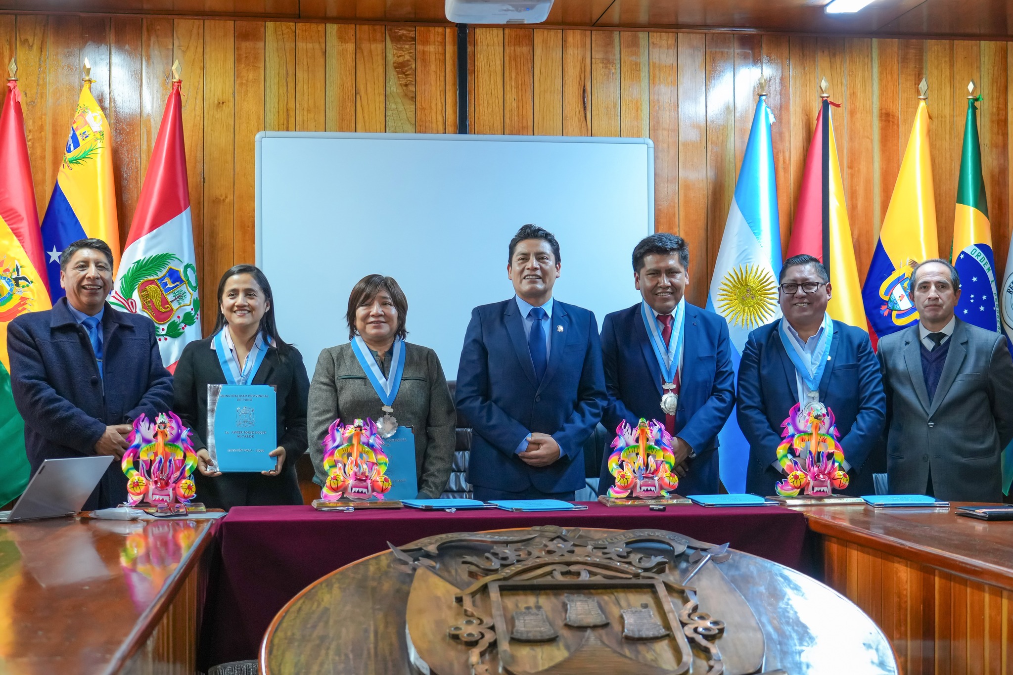 Nota de Prensa  FIRMAN CONVENIO INTERINSTITUCIONAL PARA ENCAMINAR PROYECTO PARA GAS NATURAL EN PUNO