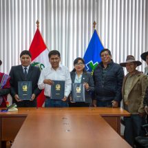 Nota de Prensa <hr> FIRMA DE CONVENIO PARA MEJORAR INFRAESTRUCTURA VIAL EN LA PROVINCIA DE HUANCANÉ