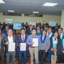 Nota de Prensa <hr> SE CONSOLIDA EL TELEFÉRICO PARA PUNO CON FIRMA DE CONVENIO