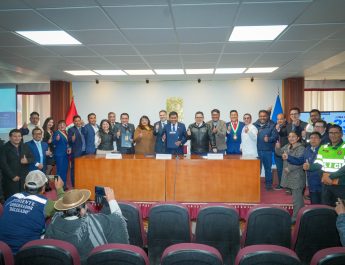 Nota de Prensa <hr> MÁS DE 236 MILLONES DE SOLES PARA CONSTRUIR HOSPITAL “CARLOS CORNEJO ROSELLÓ VIZCARDO” DE AZÁNGARO